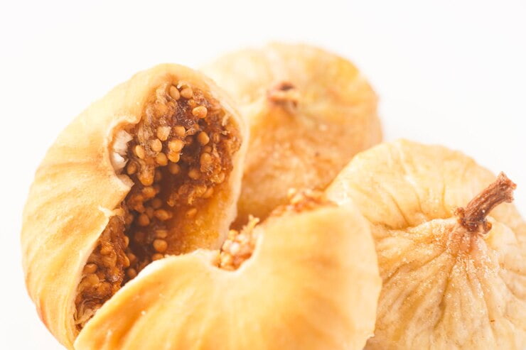 تصویر 4 از انجیر خشک تاره با طعمی طبیعی و بافتی نرم